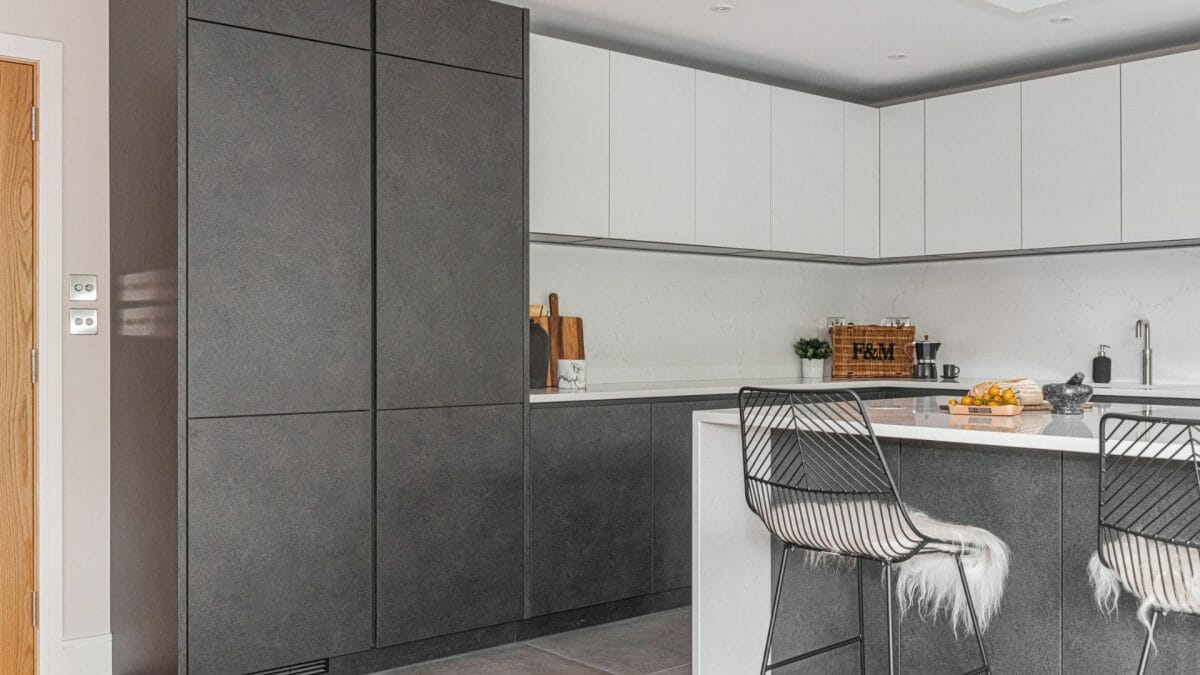 Ashley Jay Contemporary Apartment project