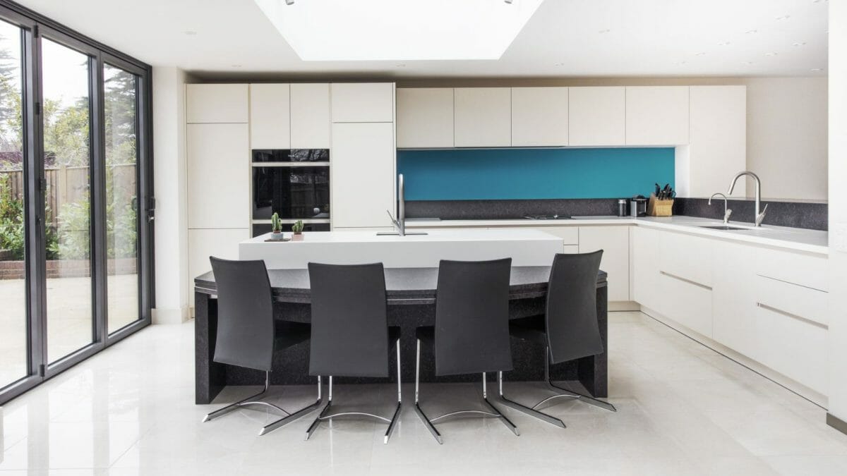 Ashley Jay Matt Glass Door Kitchen Project resized (6) White Handleless Kitchen with Dinner table Island