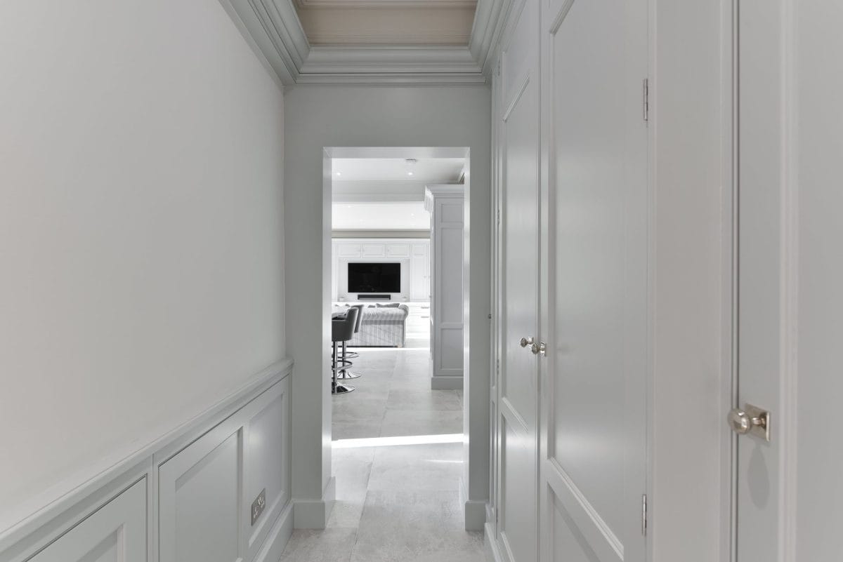 bespoke shaker panelled kitchen