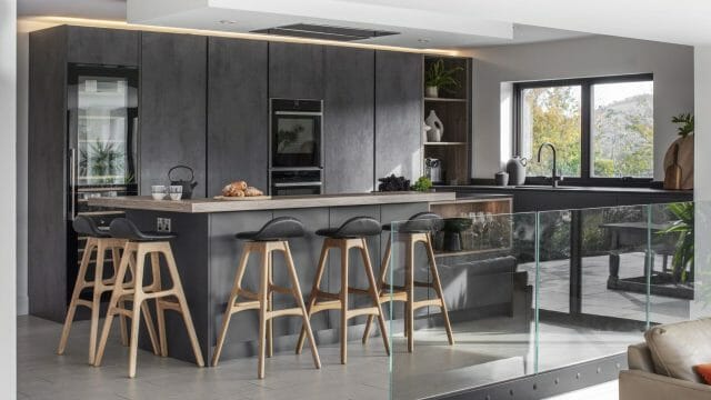 MODERN MATT BLACK KITCHEN Landscape (3) MODERN MATT BLACK KITCHEN