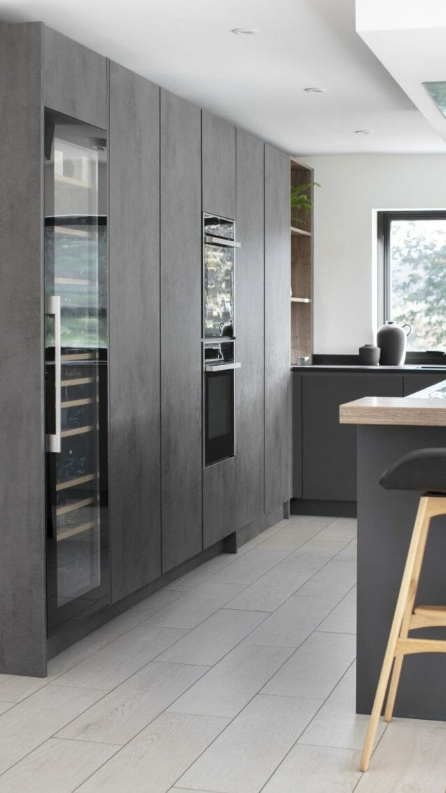 MODERN MATT BLACK KITCHEN portrait (3) MODERN MATT BLACK KITCHEN